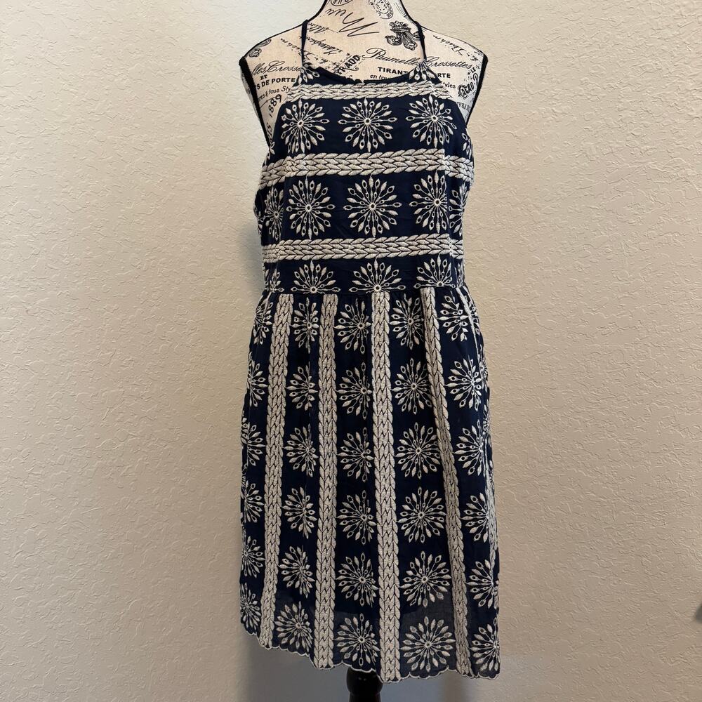 Entro Size Large Navy Blue White Floral Embroidered Eyelet Halter Mini Dress Flw